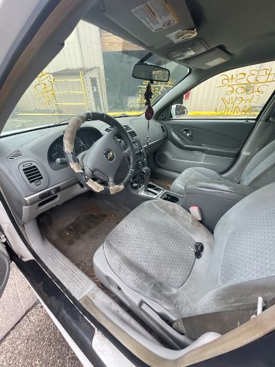 2006 Chevrolet Malibu Maxx Location - GM - Row 34 - Stock # H53546