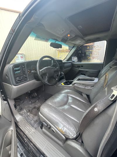 2005 Chevrolet Tahoe Location - Large Trucks & Vans - Row 26 - Stock # H53516