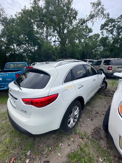 2010 INFINITI FX35 Location - Imports - Row 13 - Stock # H53414