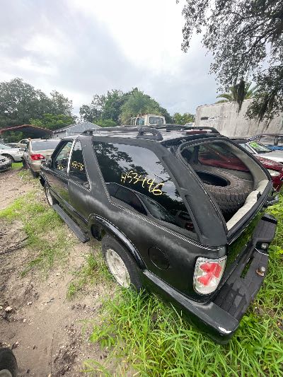 2001 GMC Jimmy Location - GM - Row 38 - Stock # H53446