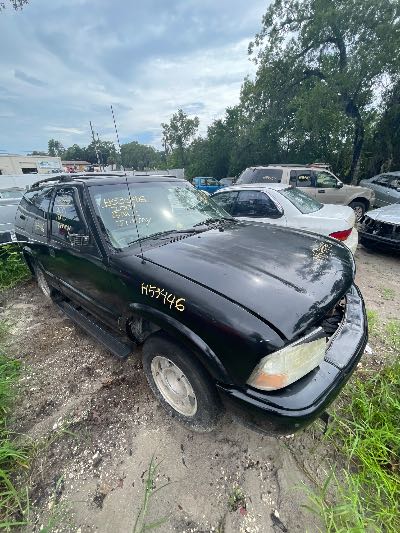 2001 GMC Jimmy Location - GM - Row 38 - Stock # H53446
