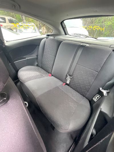 2003 Ford Focus Location - Ford - Row 28 - Stock # H53505