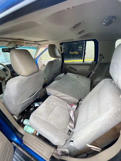 2010 Ford Explorer Location - Ford - Row 27 - Stock # H53519