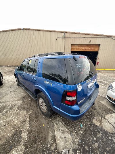 2010 Ford Explorer Location - Ford - Row 27 - Stock # H53519