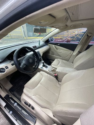 2010 Volkswagen Passat Sedan Location - Imports - Row 12 - Stock # H53557
