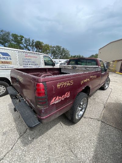 1994 GMC Sierra C/K 1500 Location - Large Trucks & Vans - Row 25 - Stock # H53565