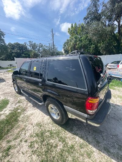 1999 Ford Explorer Location - Ford - Row 34 - Stock # H53192