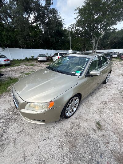 2008 Volvo S80 Location - Imports - Row 20 - Stock # H53091