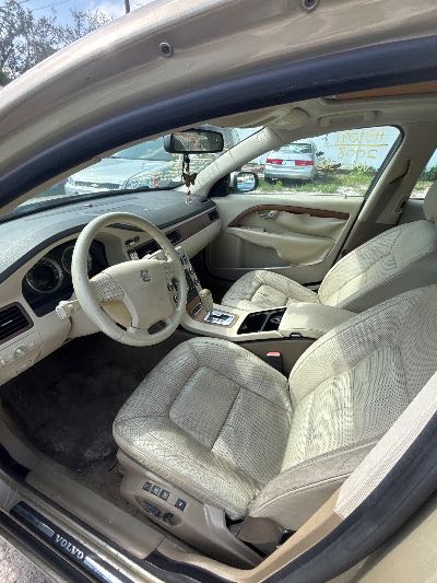 2008 Volvo S80 Location - Imports - Row 20 - Stock # H53091