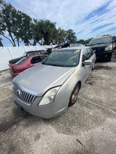 2010 Mercury Milan Location - Ford - Row 27 - Stock # H53530