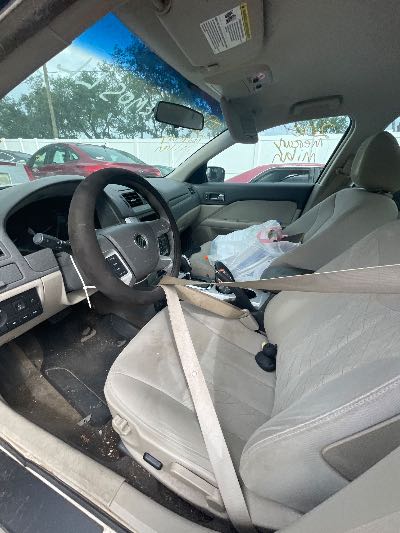 2010 Mercury Milan Location - Ford - Row 27 - Stock # H53530