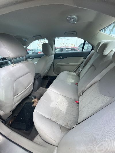 2010 Mercury Milan Location - Ford - Row 27 - Stock # H53530