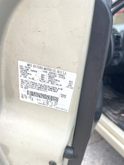 2005 Ford Escape Location - Ford - Row 27 - Stock # H53594