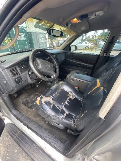 2001 Dodge Durango Location - Chrysler - Row 44 - Stock # H53591
