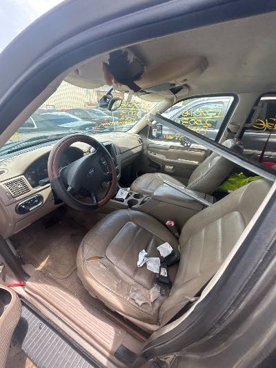 2003 Ford Explorer Location - Ford - Row 29 - Stock # H53616
