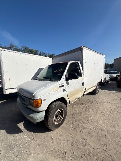 2002 Ford Econoline Commercial Cutaway Location - Large Trucks & Vans - Row 26 - Stock # H53576
