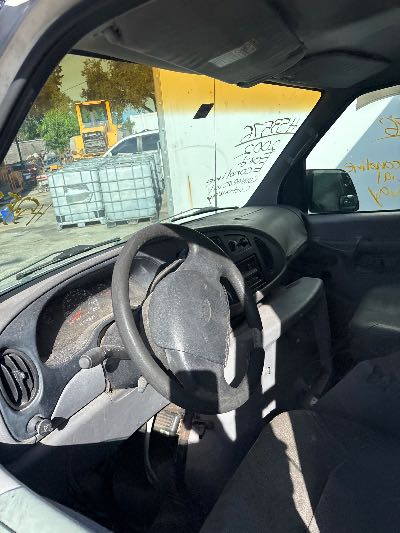 2002 Ford Econoline Commercial Cutaway Location - Large Trucks & Vans - Row 26 - Stock # H53576