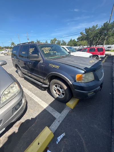 2005 Ford Expedition Location - Large Trucks & Vans - Row 25 - Stock # H53625