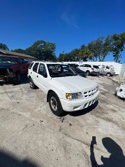 2000 Isuzu Rodeo Location - Imports - Row 14 - Stock # H53646