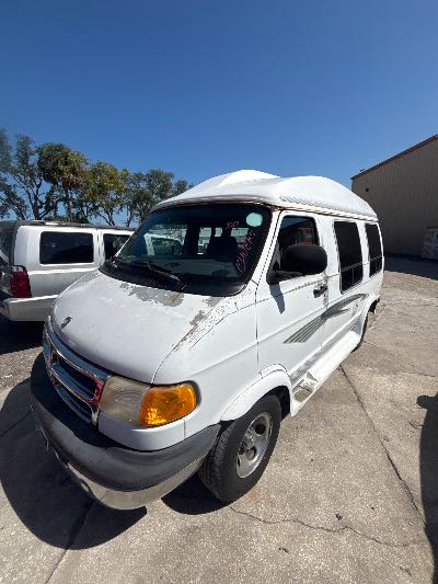 1999 Dodge Ram Van Location - Large Trucks & Vans - Row 30 - Stock # H53648