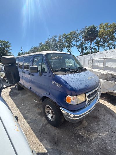 1996 Dodge Ram Wagon Location - Large Trucks & Vans - Row 26 - Stock # H53657