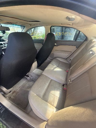 2007 Mercury Milan Location - Ford - Row 30 - Stock # H53082