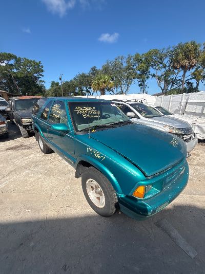 1996 Chevrolet Blazer Location - GM - Row 36 - Stock # H53667