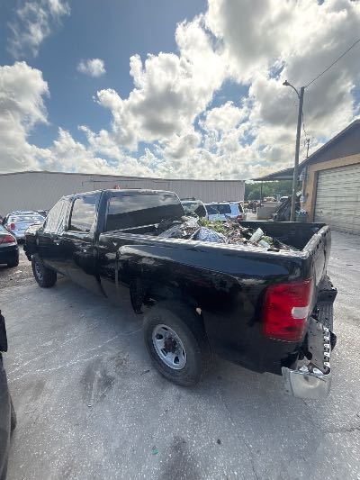 2007 Chevrolet Silverado 2500HD Location - Large Trucks & Vans - Row 27 - Stock # H53677