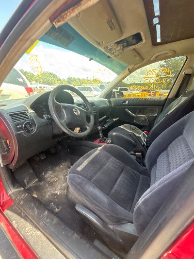 2003 Volkswagen Jetta Sedan Location - Imports - Row 16 - Stock # H53700