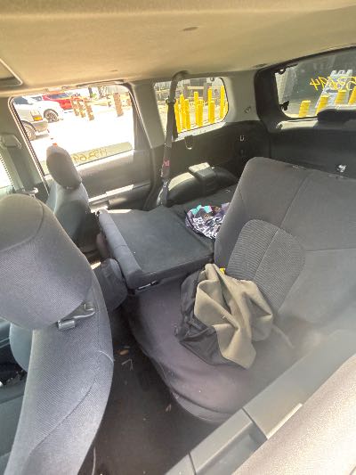 2005 Mitsubishi Endeavor Location - Imports - Row 20 - Stock # H53694