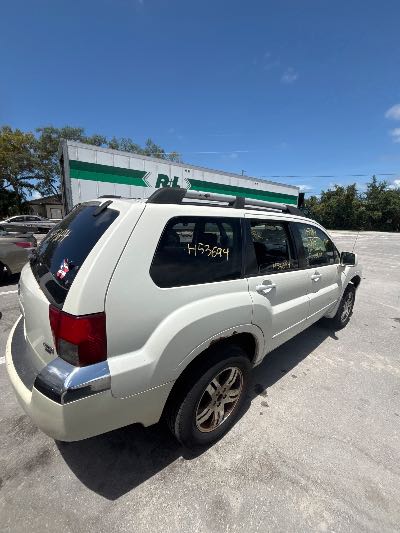 2005 Mitsubishi Endeavor Location - Imports - Row 20 - Stock # H53694