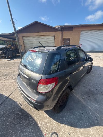 2010 Suzuki SX4 Location - Imports - Row 16 - Stock # H53704