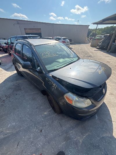 2010 Suzuki SX4 Location - Imports - Row 16 - Stock # H53704