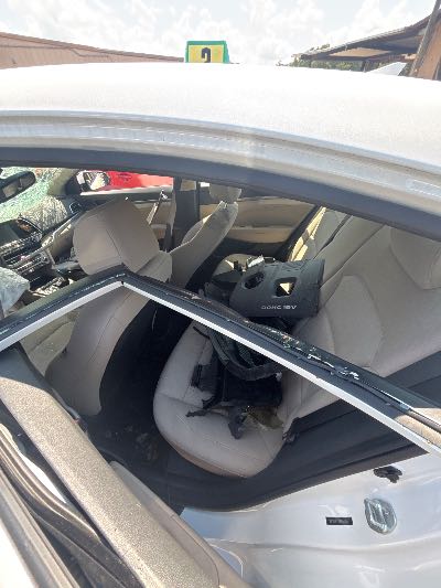 2018 Hyundai Elantra Location - Imports - Row 17 - Stock # H53708