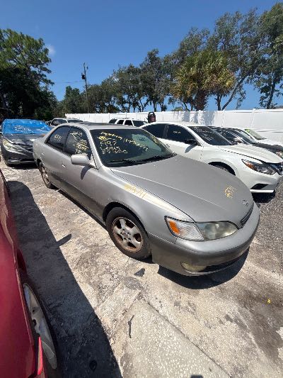 1997 Lexus ES 300 Luxury Sport Sdn Location - Imports - Row 16 - Stock # H53711