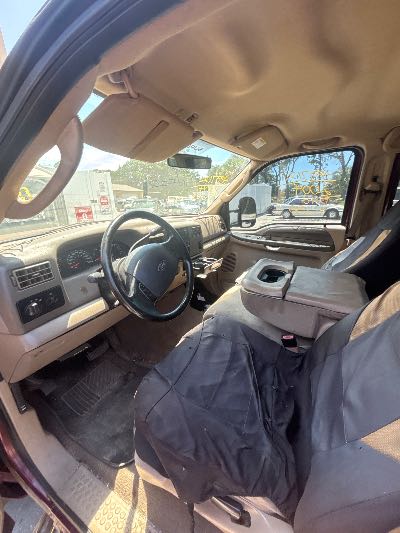 2004 Ford Super Duty F-250 Location - Large Trucks & Vans - Row 27 - Stock # H53712