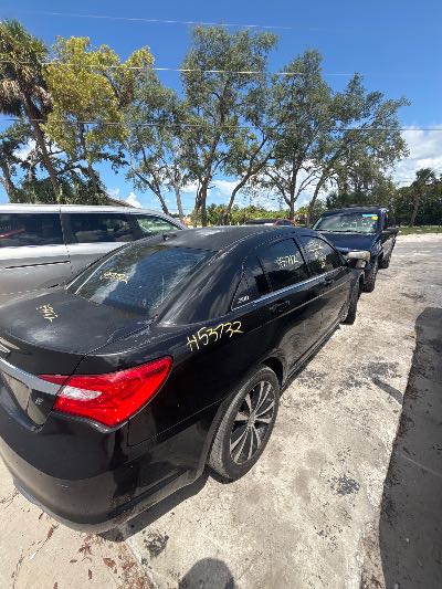 2012 Chrysler 200 Location - Chrysler - Row 45 - Stock # H53732