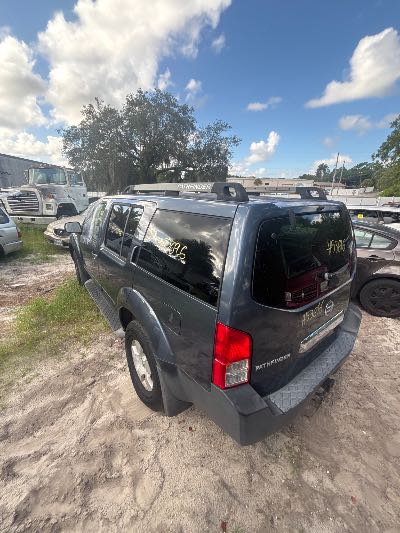 2005 Nissan Pathfinder Location - Imports - Row 1 - Stock # H53696