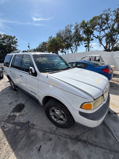 1999 Lincoln Navigator Location - Large Trucks & Vans - Row 27 - Stock # H53744