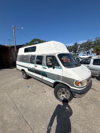 1996 Dodge Ram Van Location - Large Trucks & Vans - Row 28 - Stock # H53741