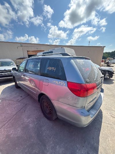 2004 Toyota Sienna Location - Imports - Row 19 - Stock # H53754