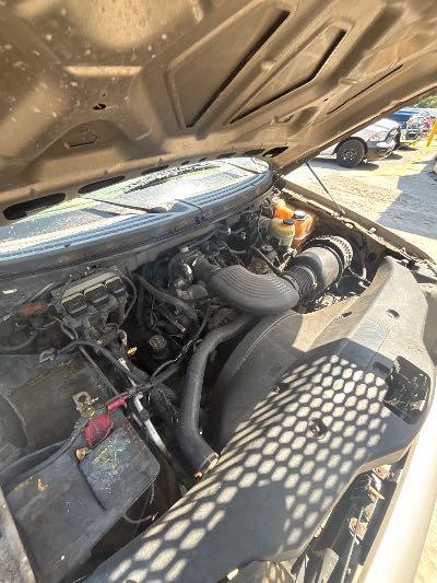 2005 Ford F-150 Location - Large Trucks & Vans - Row 27 - Stock # H53755