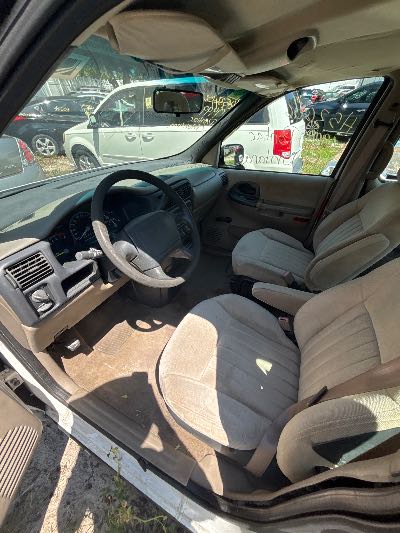 1999 Pontiac Montana Location - GM - Row 28 - Stock # H53606