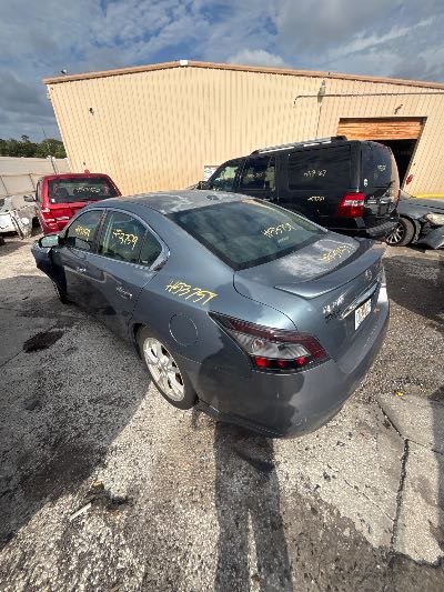 2012 Nissan Maxima Location - Imports - Row 19 - Stock # H53759