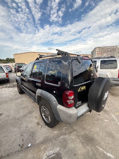 2005 Jeep Liberty Location - Chrysler - Row 46 - Stock # H53691