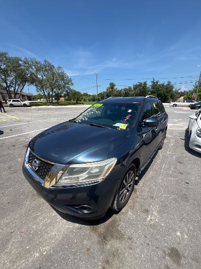 2015 Nissan Pathfinder Location - Imports - Row 13 - Stock # H53602