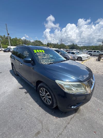 2015 Nissan Pathfinder Location - Imports - Row 13 - Stock # H53602
