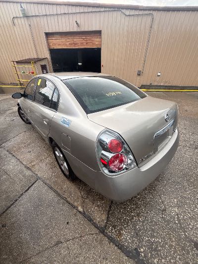 2006 Nissan Altima Location - Imports - Row 22 - Stock # H53791