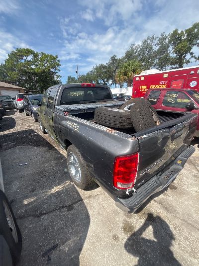 2004 Dodge Ram 1500 Location - Large Trucks & Vans - Row 28 - Stock # H53832
