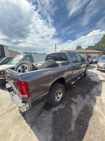 2004 Dodge Ram 1500 Location - Large Trucks & Vans - Row 28 - Stock # H53832
